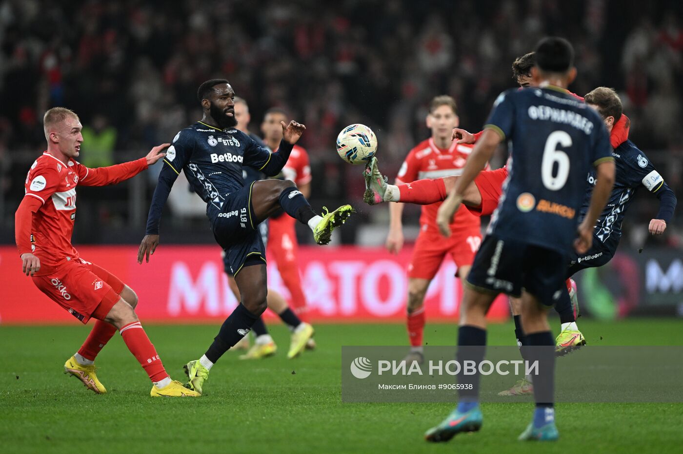 Футбол. РПЛ. "Спартак" (Москва) - "Динамо" (Москва) 