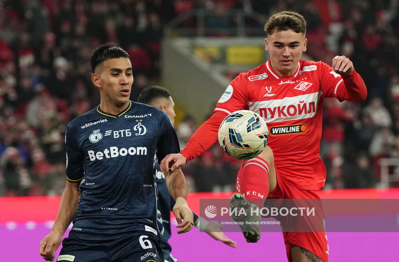 Футбол. РПЛ. "Спартак" (Москва) - "Динамо" (Москва) 