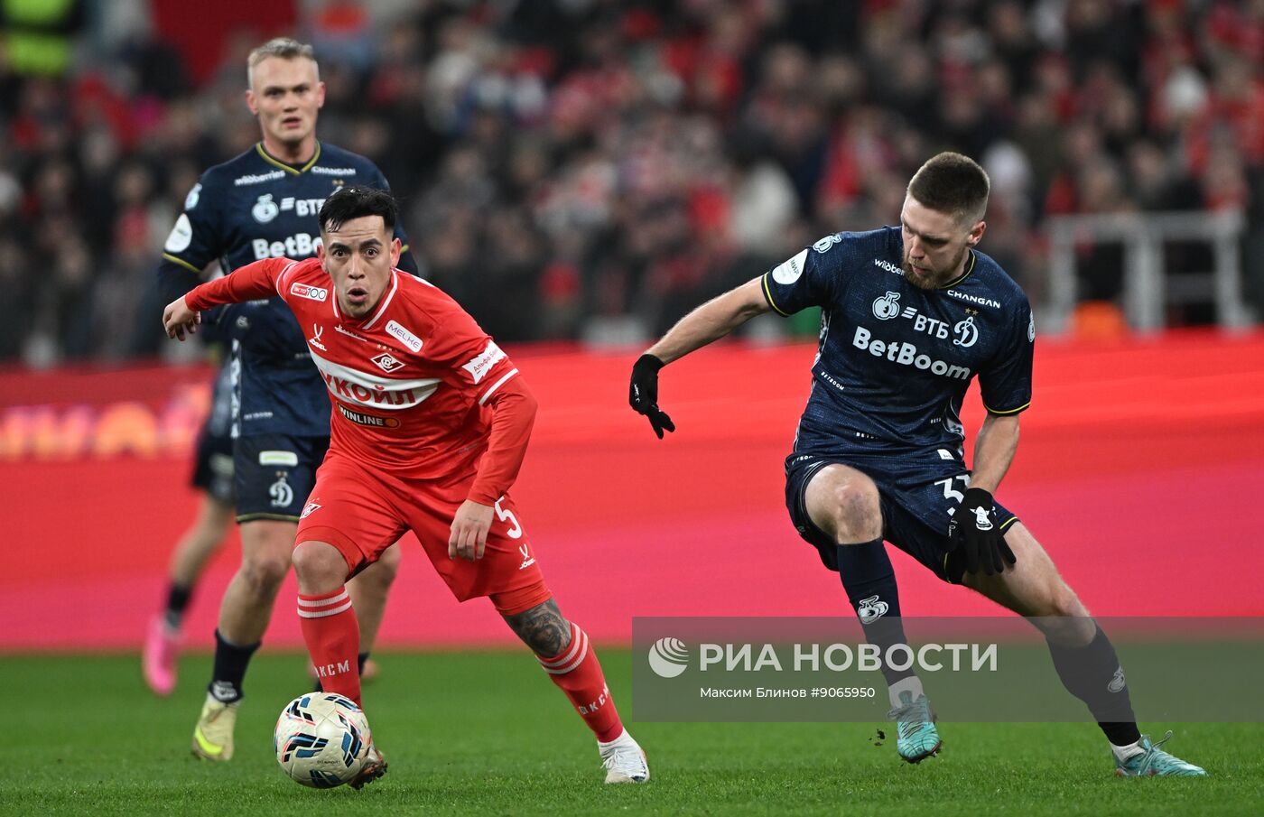 Футбол. РПЛ. "Спартак" (Москва) - "Динамо" (Москва) 