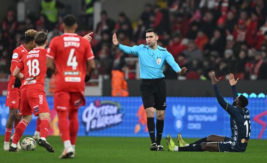 Футбол. РПЛ. "Спартак" (Москва) - "Динамо" (Москва) 