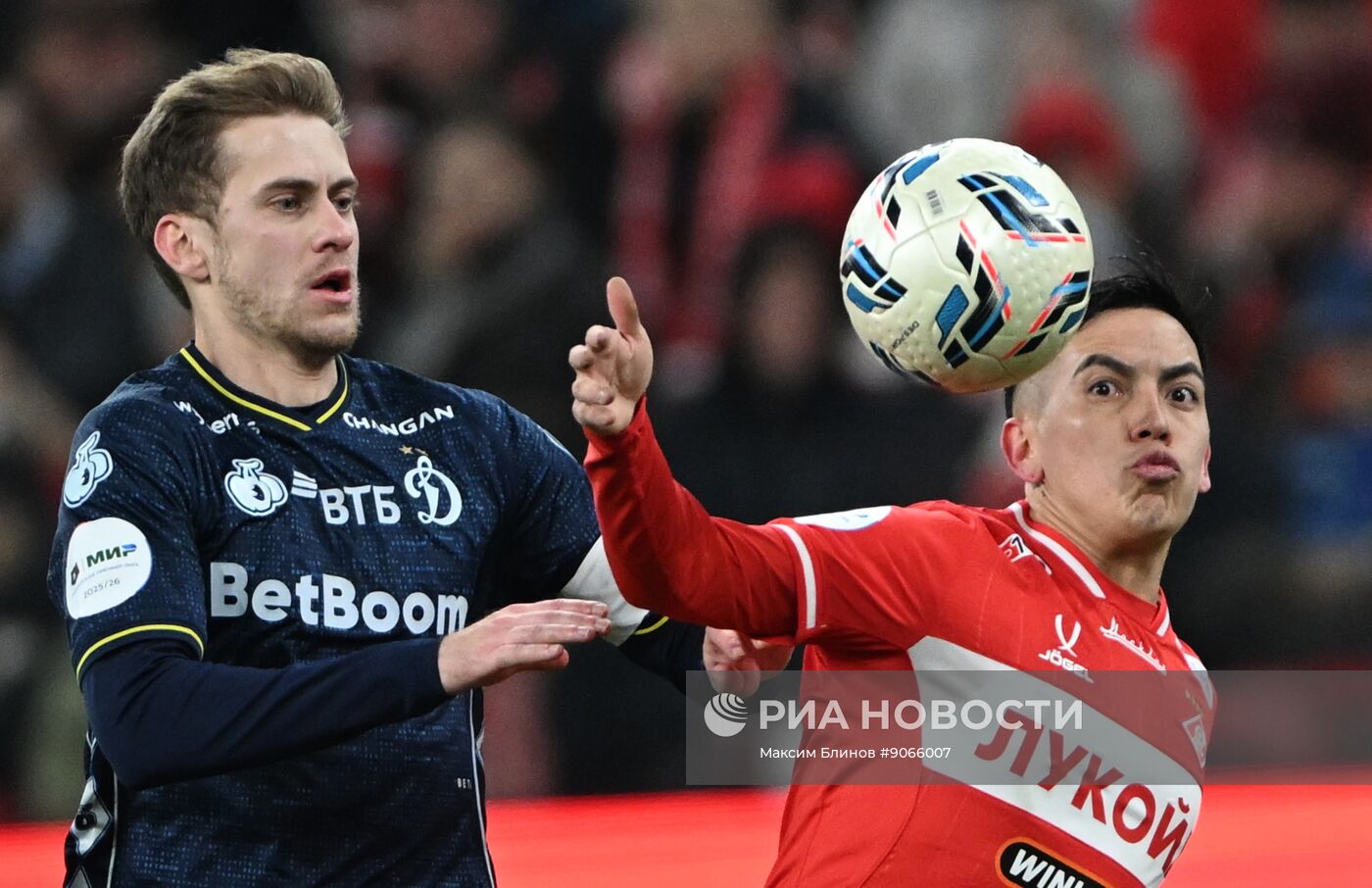 Футбол. РПЛ. "Спартак" (Москва) - "Динамо" (Москва) 