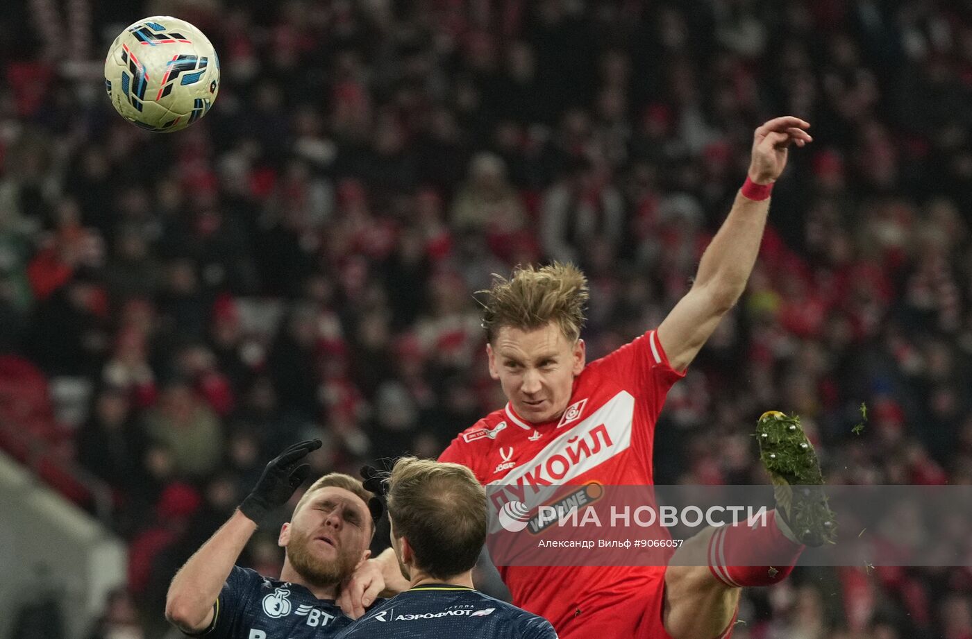 Футбол. РПЛ. "Спартак" (Москва) - "Динамо" (Москва) 