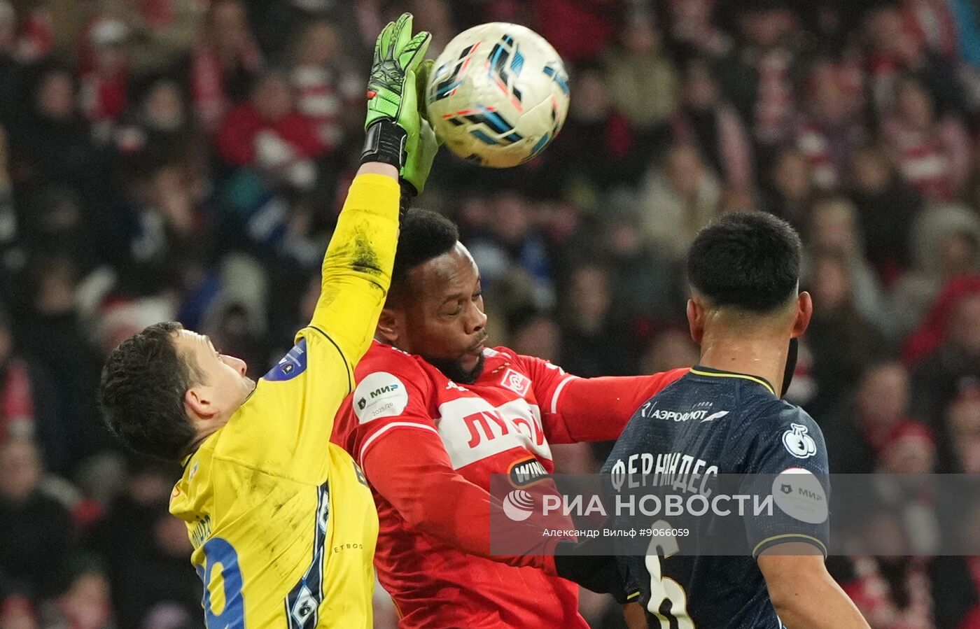 Футбол. РПЛ. "Спартак" (Москва) - "Динамо" (Москва) 