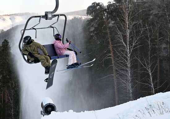 Горнолыжный комплекс "Бобровый лог"