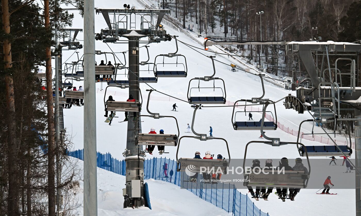 Горнолыжный комплекс "Бобровый лог"