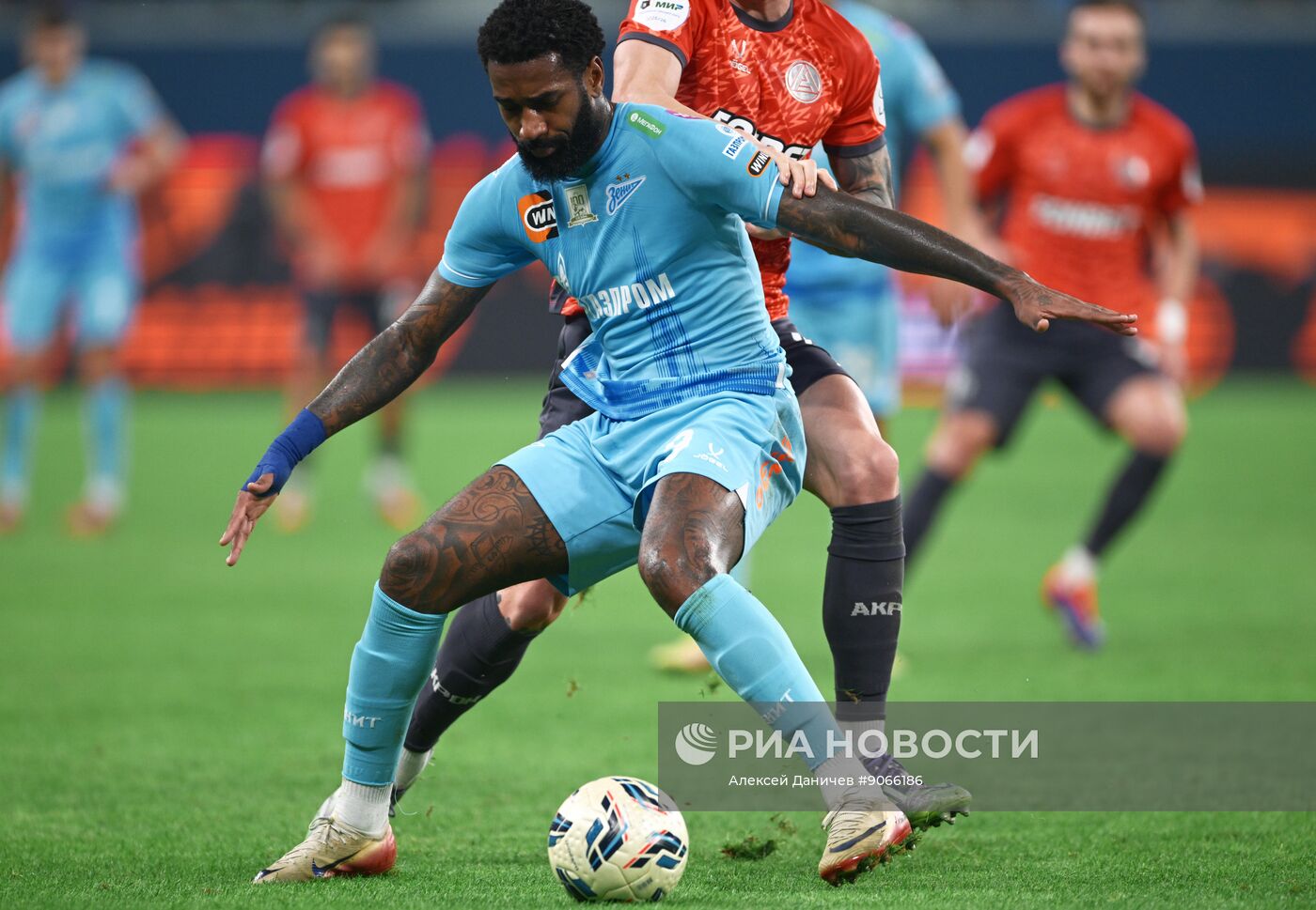 Футбол. РПЛ. "Зенит" (Санкт-Петербург) - "Акрон" (Тольятти)