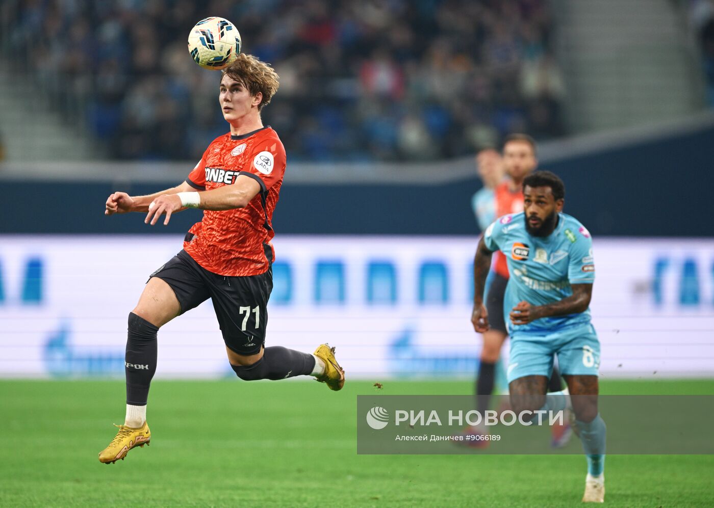 Футбол. РПЛ. "Зенит" (Санкт-Петербург) - "Акрон" (Тольятти)