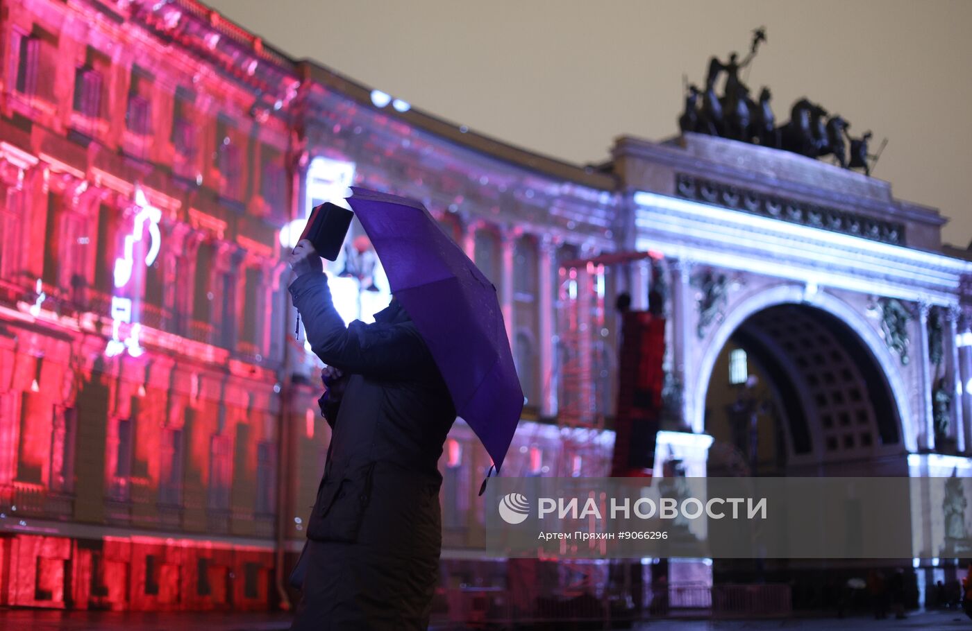 Мультимедийное шоу "Чайковский" на Дворцовой площади