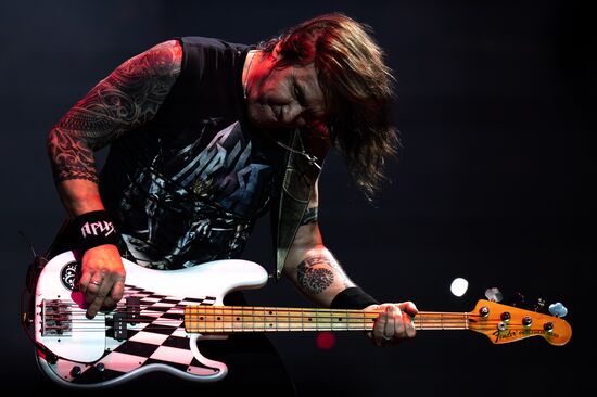 Юбилейное шоу "40 лет в 360" группы "Ария"