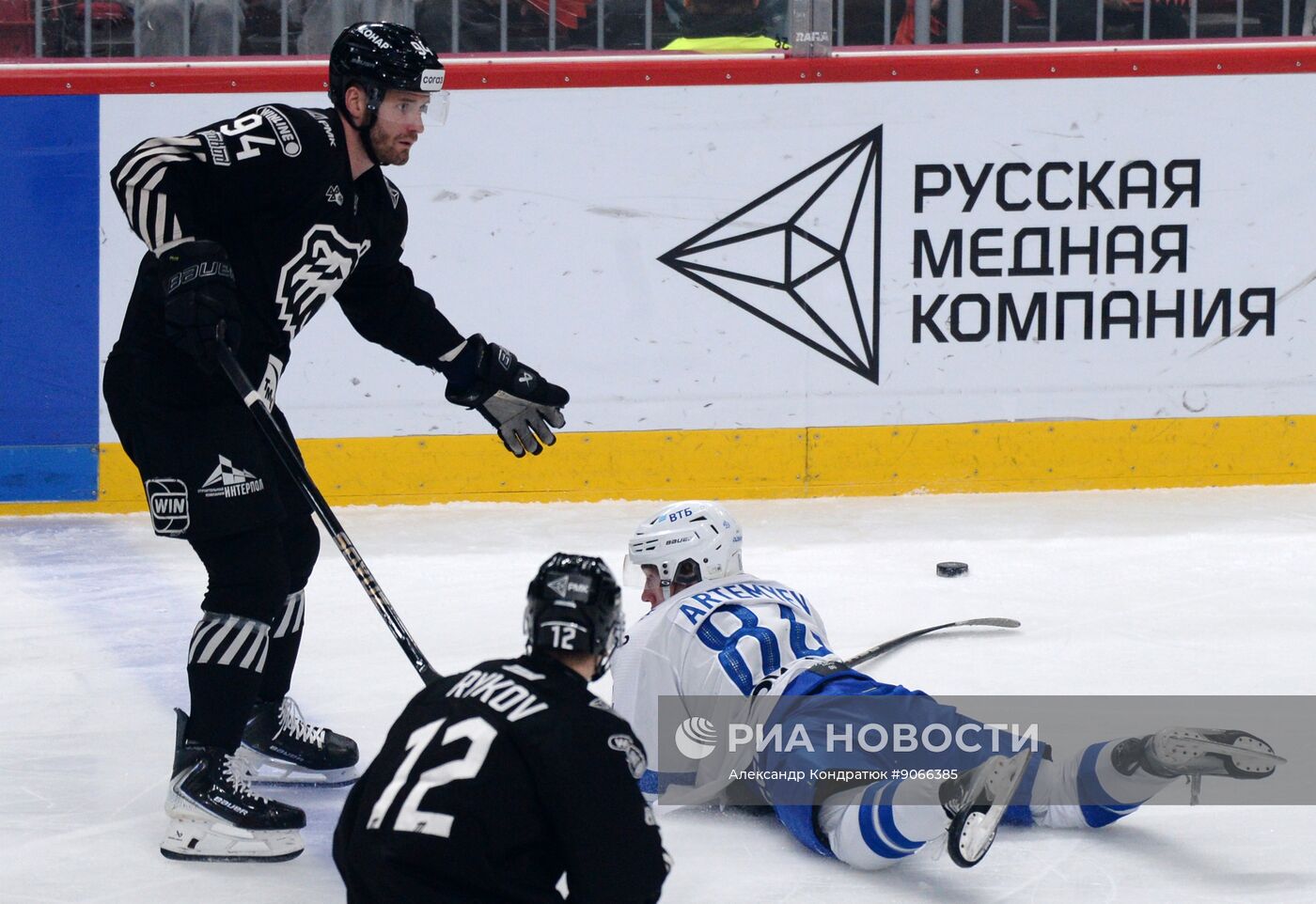 Хоккей. КХЛ. "Трактор" (Челябинск) - "Динамо" (Москва)