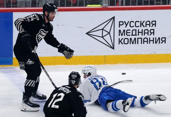 Хоккей. КХЛ. "Трактор" (Челябинск) - "Динамо" (Москва)