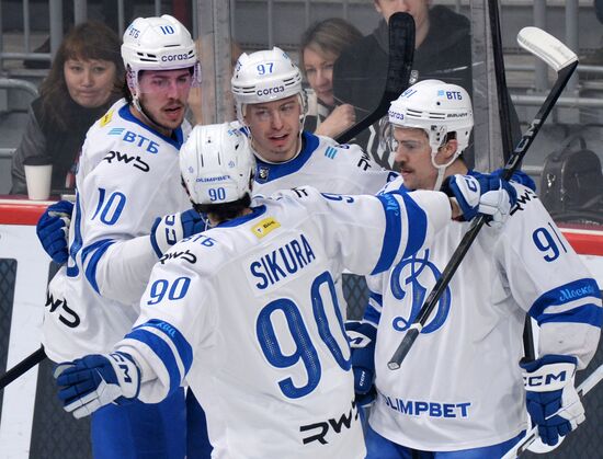 Хоккей. КХЛ. "Трактор" (Челябинск) - "Динамо" (Москва)