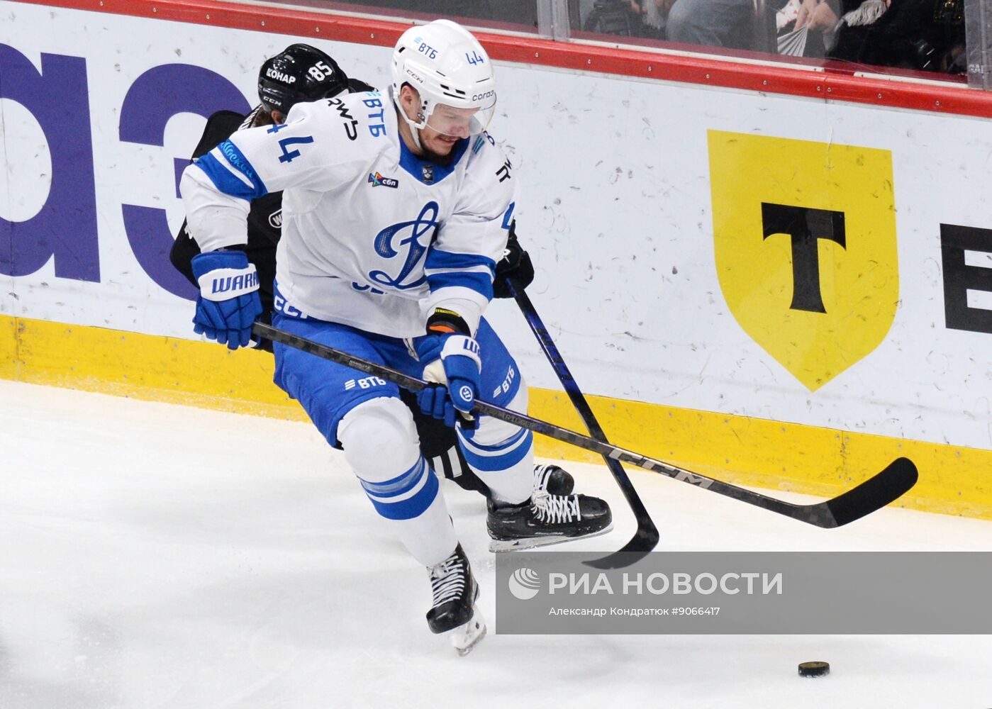 Хоккей. КХЛ. "Трактор" (Челябинск) - "Динамо" (Москва)