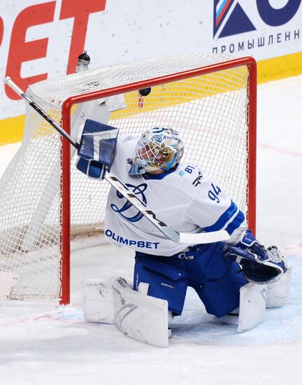 Хоккей. КХЛ. "Трактор" (Челябинск) - "Динамо" (Москва)