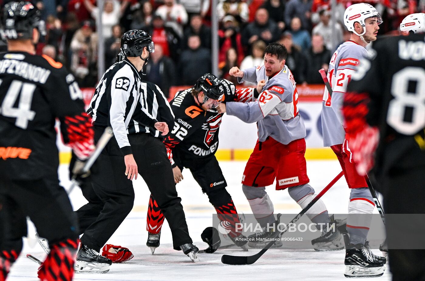 Хоккей. КХЛ. "Авангард" (Омск) - "Спартак" (Москва)