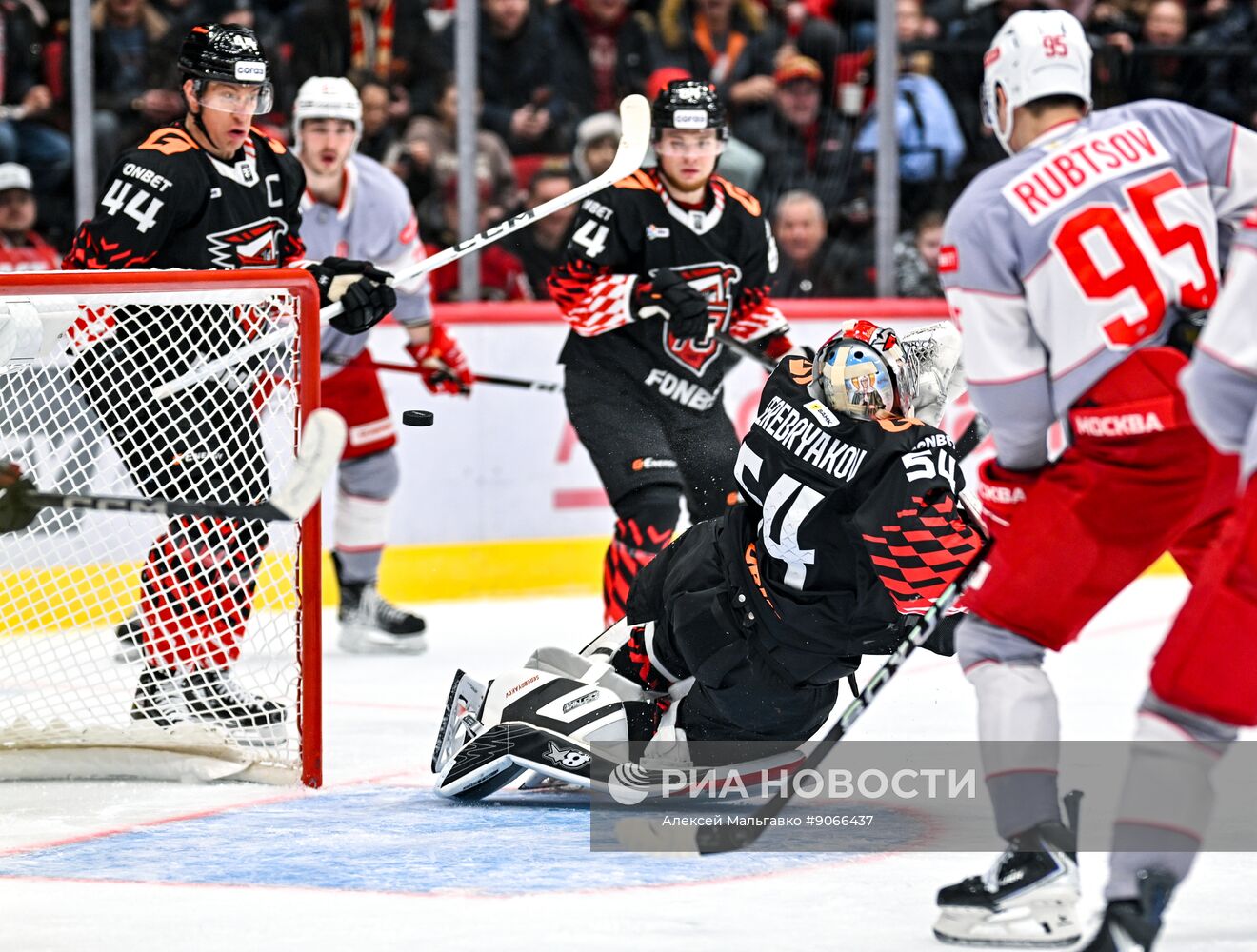Хоккей. КХЛ. "Авангард" (Омск) - "Спартак" (Москва)