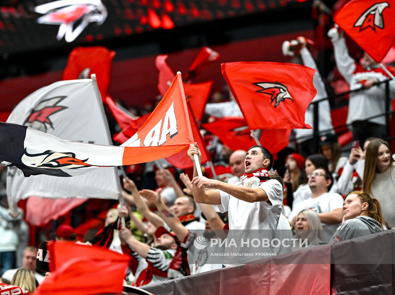 Хоккей. КХЛ. "Авангард" (Омск) - "Спартак" (Москва)