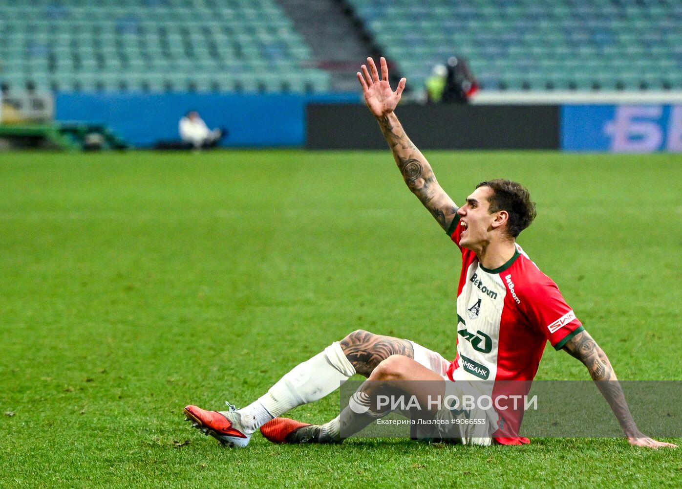 Футбол. РПЛ. "Сочи" (Сочи) - "Локомотив" (Москва) 