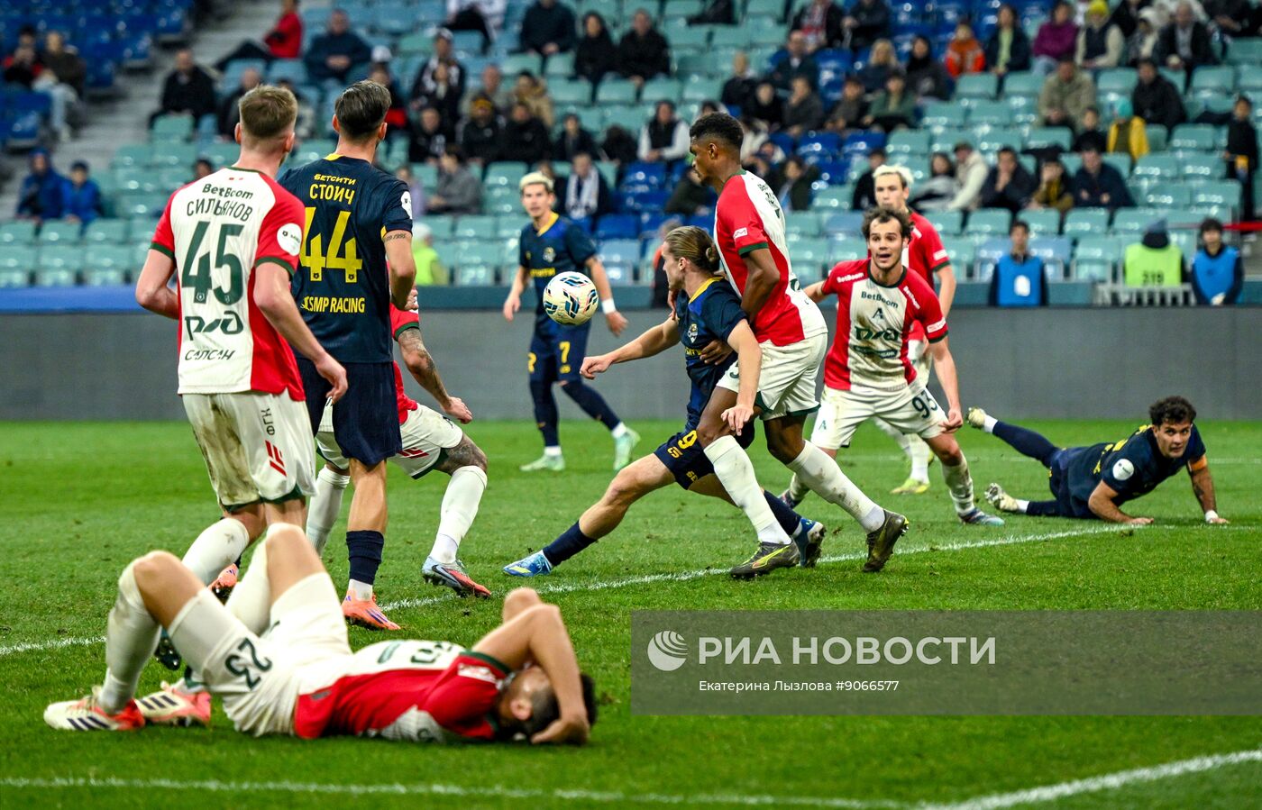 Футбол. РПЛ. "Сочи" (Сочи) - "Локомотив" (Москва)
