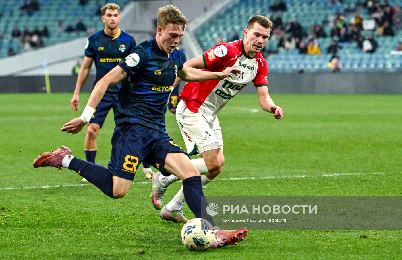 Футбол. РПЛ. "Сочи" (Сочи) - "Локомотив" (Москва) 