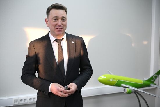 Строительство ангара в аэропорту Толмачево