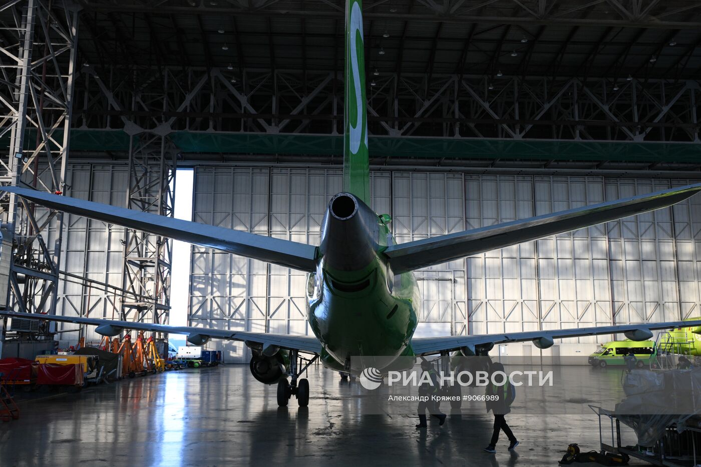 Строительство ангара в аэропорту Толмачево