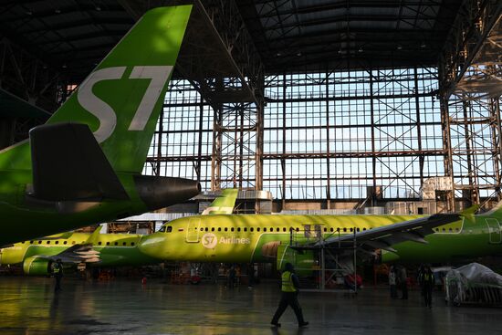 Строительство ангара в аэропорту Толмачево