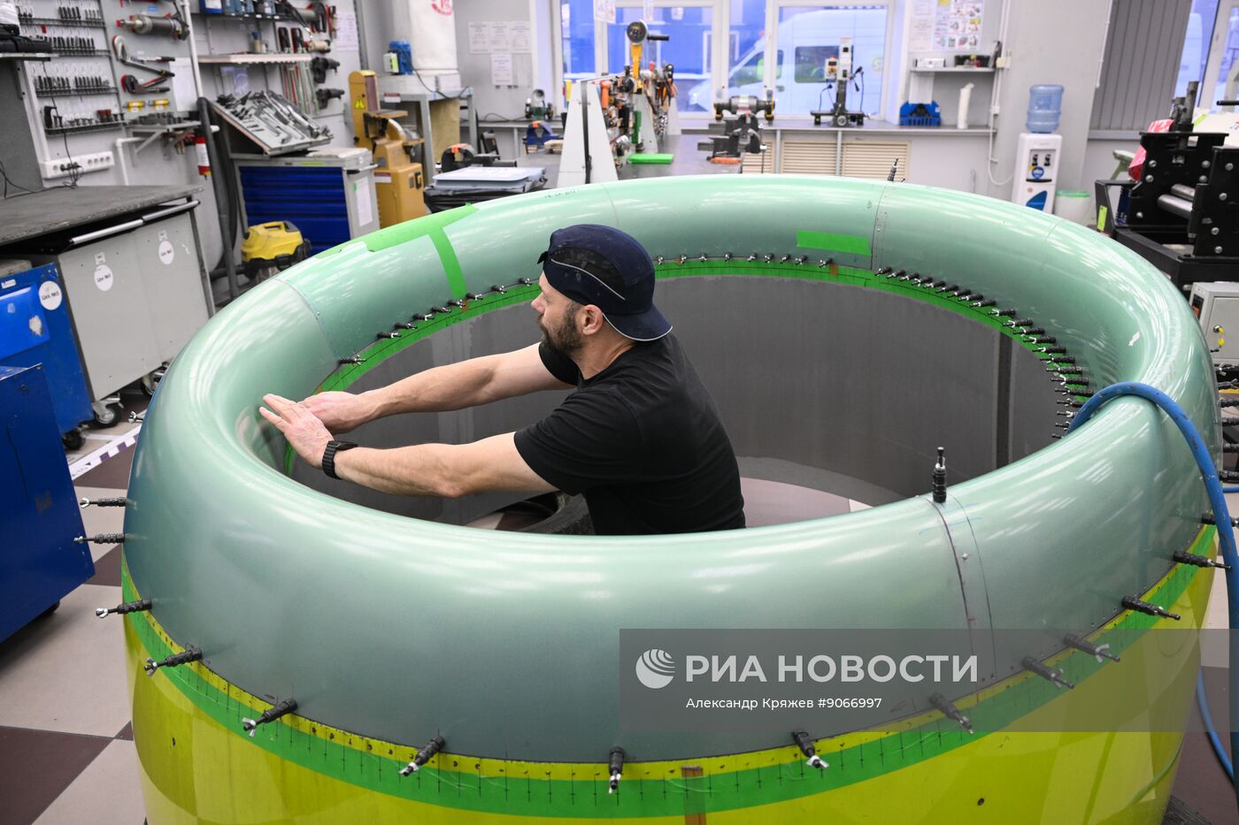 Строительство ангара в аэропорту Толмачево