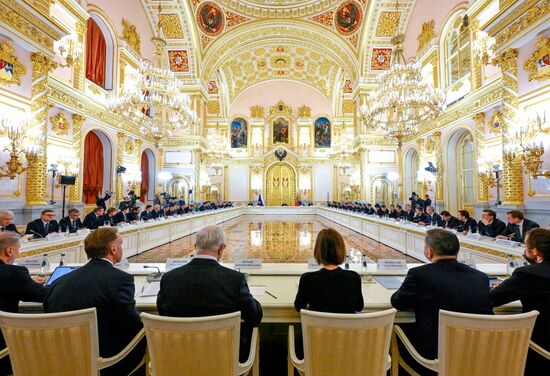 Заседание Совета по стратегическому развитию и национальным проектам 