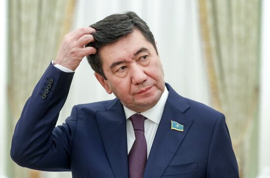 Президент Владимир Путин провел встречу с председателями парламентов государств - членов ОДКБ