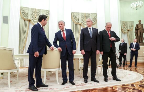 Президент Владимир Путин провел встречу с председателями парламентов государств - членов ОДКБ