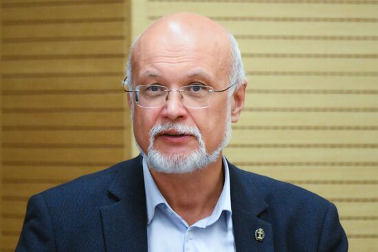 Заседание Совета при президенте РФ по развитию гражданского общества и правам человека