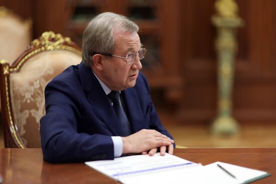 Президент Владимир Путин встретился с главой РАН Геннадием Красниковым