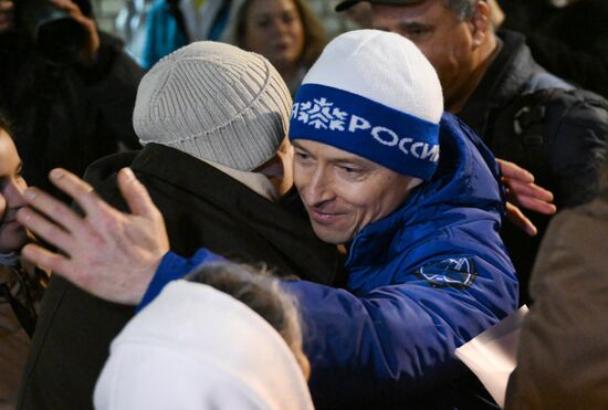  Экипаж "Союза МС-27" прибыл в Звёздный городок