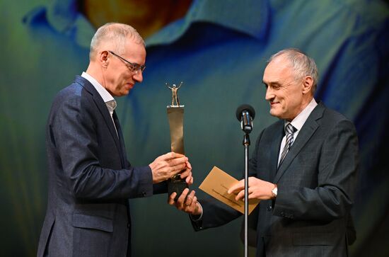 Премия "ТОП-1000 российских менеджеров"