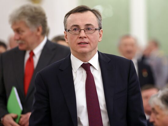 Президент Владимир Путин вручил Героям России медали "Золотая Звезда"