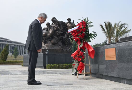 Визит секретаря Совета безопасности РФ Сергея Шойгу во Вьетнам