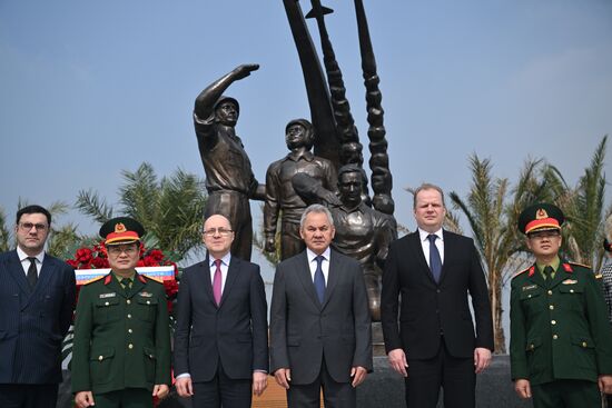 Визит секретаря Совета безопасности РФ Сергея Шойгу во Вьетнам