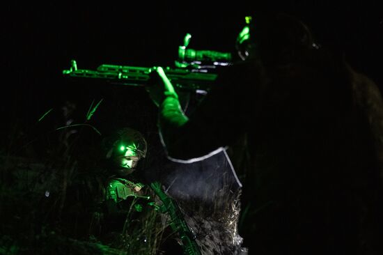 Боевое слаживание военнослужащих спецназа "Ахмат"