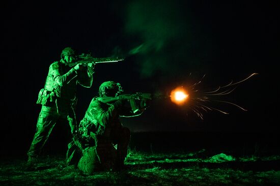 Боевое слаживание военнослужащих спецназа "Ахмат"