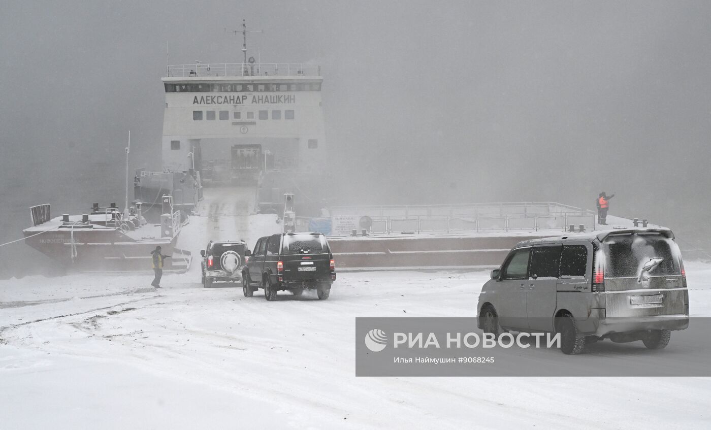 Работа переправ через Енисей