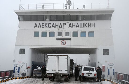 Работа переправ через Енисей