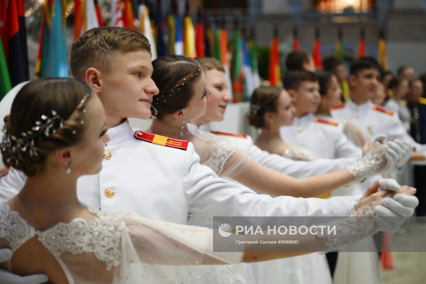 Кремлевский благотворительный кадетский бал