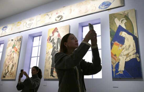 Выставка "Марк Шагал. Радость земного притяжения" в Пушкинском музее