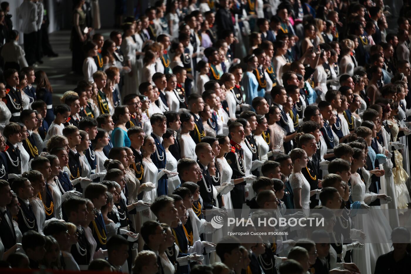 Кремлевский благотворительный кадетский бал