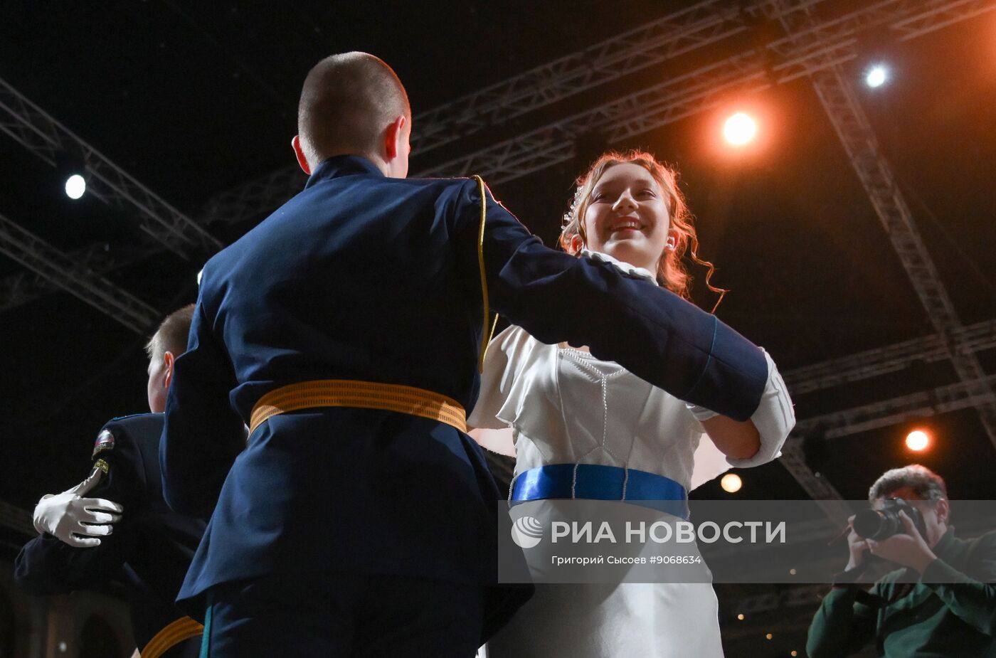 Кремлевский благотворительный кадетский бал