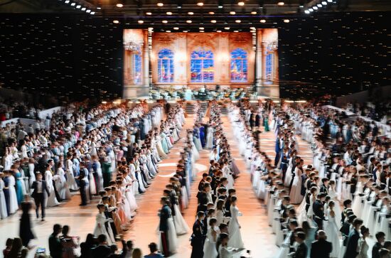 Кремлевский благотворительный кадетский бал