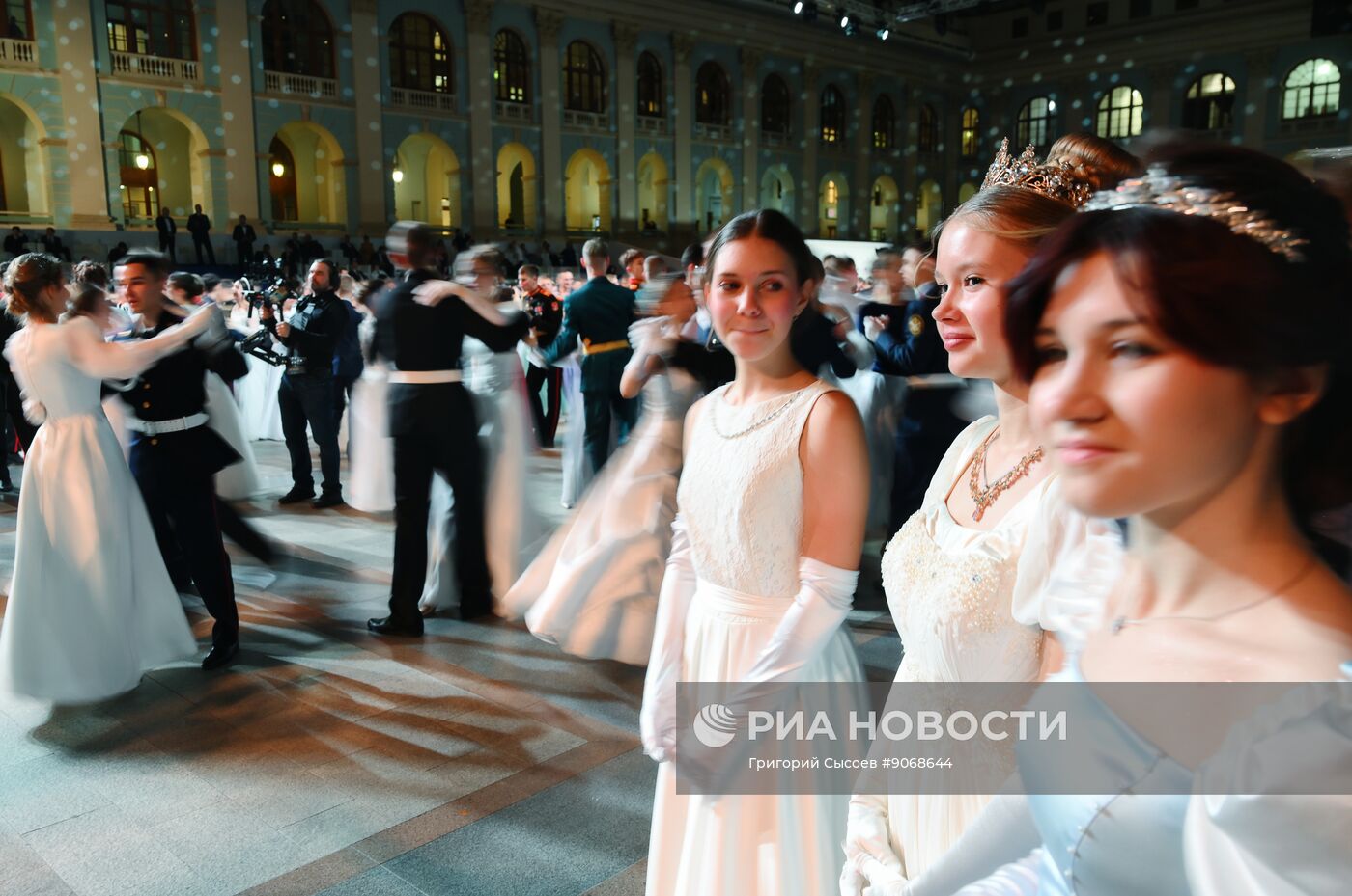 Кремлевский благотворительный кадетский бал