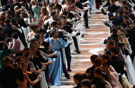 Кремлевский благотворительный кадетский бал