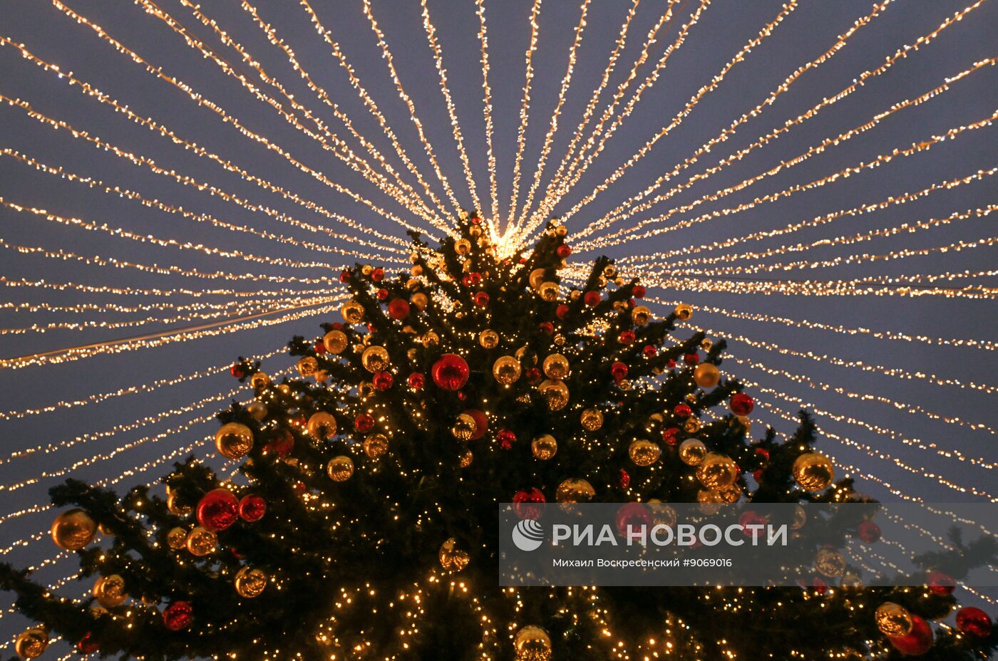 Предновогодняя Москва